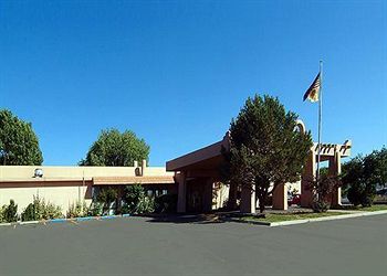 Quality Inn Taos 01.[1]
